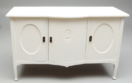 BUFFÉ, vitmålad, 1900-tal.