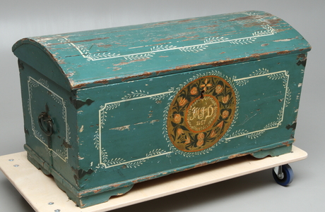 KISTA, bemålad, daterad 1857.