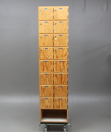 AUFBEWAHRUNGSSCHRÄNKE für den öffentlichen Raum, zweite Hälfte des 20