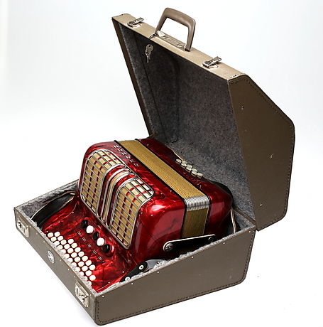 ACCORDING, Hohner Club IIIM, button accordion. Collectables - Musical ...