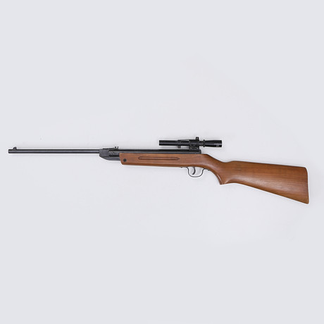 AIR RIFLE, 1900s. Weapons & Militaria - Guns & Rifles - Auctionet