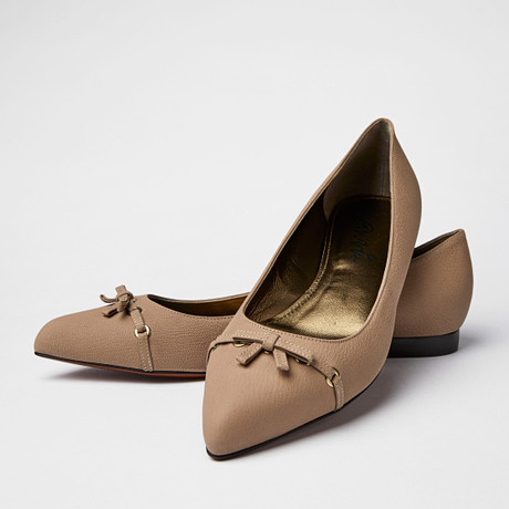 Karmen skor beige med rosett