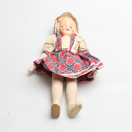 dolls from the 40s