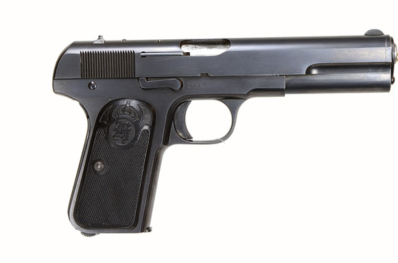 PISTOL, Halvautomatisk, fabrikat Husqvarna, modell 1907, kaliber 9x20, tillv.nr 2752, se-nr begagnad.