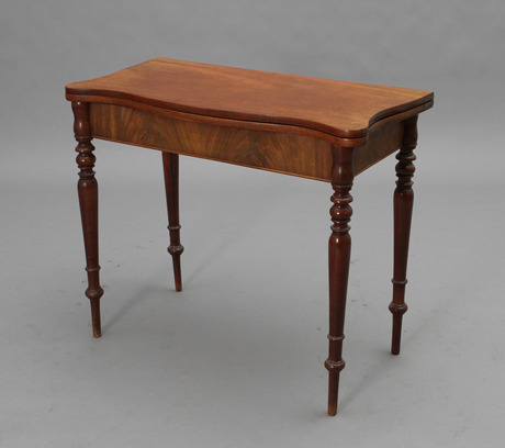 SPELBORD, nyrokoko, 1800-talets slut.