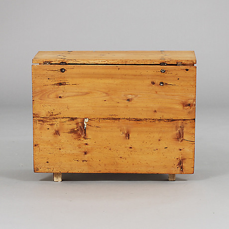 SLAG TABLE, 1800s. Furniture - Tables - Auctionet