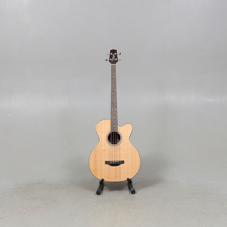 BASGITARR, Takamine GB30CE-NAT.