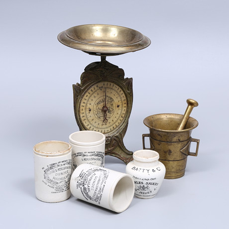SCALE, MORTAR, PORCELAIN JARS, first half of the 20th century ...