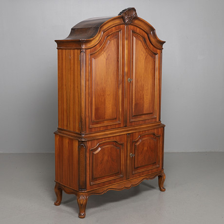 DINING ROOM CABINET, walnut, rococo style, 20th century. Furniture ...