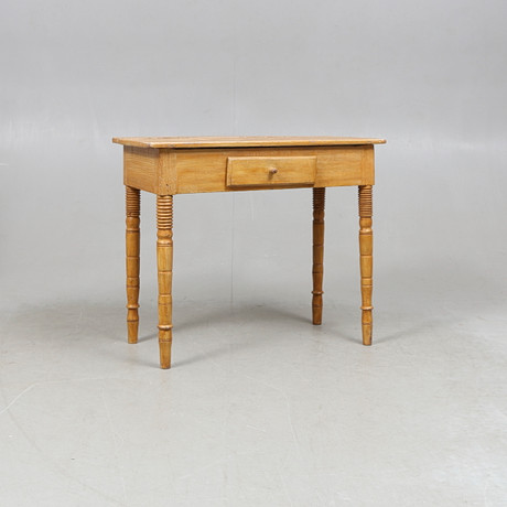 TABLE with DRAWER, commoner, 19th century. Furniture - Tables - Auctionet