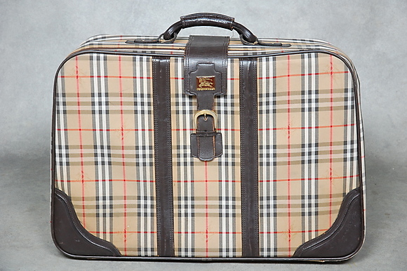 suitcase burberry