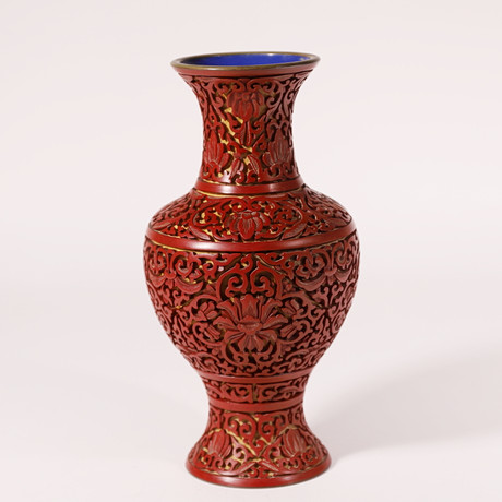 cinnabar-lack-vas-andra-tredje-1900-talet-asiatika-auctionet