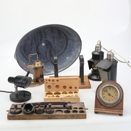 UTILITIES, implements and tools. Miscellaneous - Miscellaneous - Auctionet