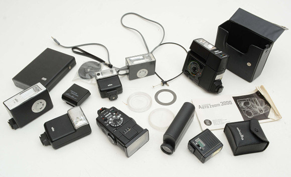 Camera flashes. BrAun, Hama, National. 10 pieces. Photo, Cameras ...