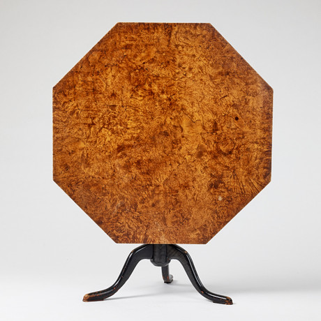 FÄLLBORD, 1800-talets första kvartal, Mälardalen, fanerat med alrot ...