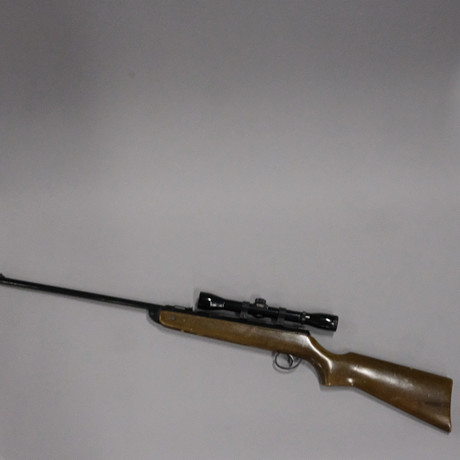 BSA METEOR, AIR RIFLE. Weapons & Militaria - Guns & Rifles - Auctionet