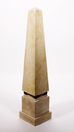 IVORY COLOR OBELISK IN PATINATED AND CRACQUELED RESIN. Art - Sculptures ...