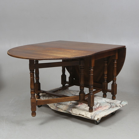 BATTLE TABLE, baroque style, 20th century. Furniture - Tables - Auctionet