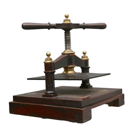 bokpress-j-rn-och-m-ssing-fr-n-1900-talets-b-rjan-allmoge-verktyg