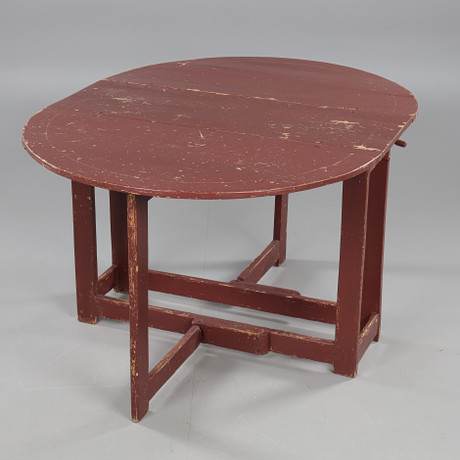 BATTLE TABLE, commoner, 19th century. Furniture - Tables - Auctionet