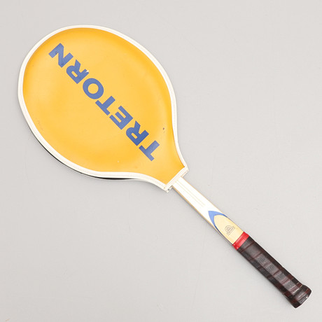 TENNIS RACKET, Tretorn. Second half of the 20th century. Miscellaneous ...