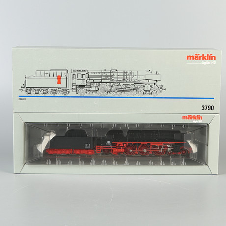 MÄRKLIN 3790 DB's steam locomotive BR 011, original packaging. Toys ...