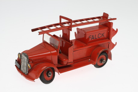 MODELLBIL TEKNO, Danmark. Röd med text FALCK.