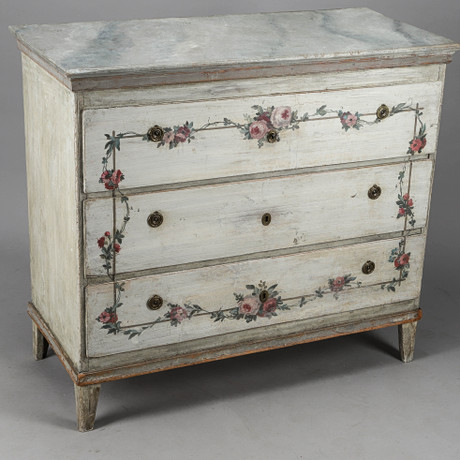 byr-sengustaviansk-bem-lad-dekor-av-blommor-1800-tal-m-bler
