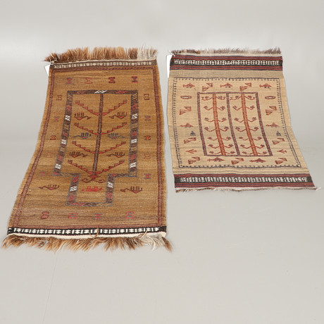 TVÅ AFGHANSKA BÖN KILIMS. Mattor & Textil - Mattor - Auctionet