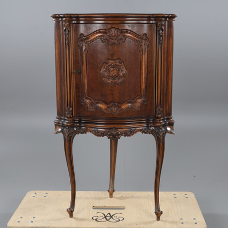 MUEBLE BAR, modelo rincón, estilo rococó, segunda mitad del siglo XX ...