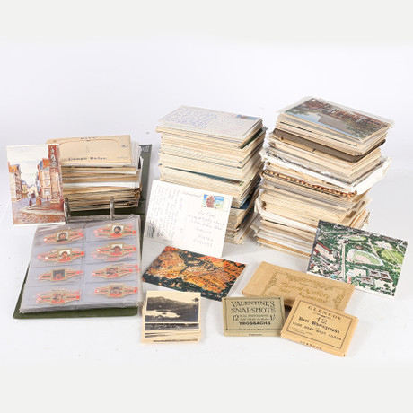 A COLLECTION OF POSTCARDS, MANY EARLY 20TH CENTURY IN DATE, TOGETHER ...