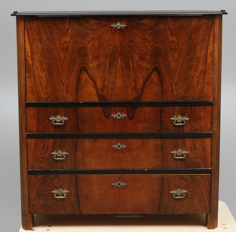 CHIFFONJÈ, 1800-talets senare hälft.