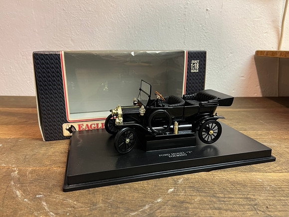 MODELLBIL, Ford Modell "T" Touring, 1900-tal.