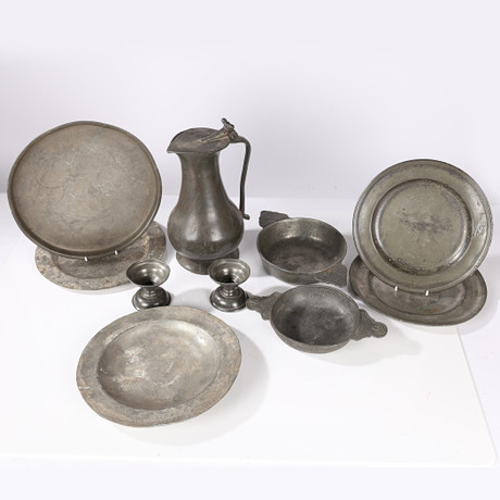 A COLLECTION OF 18TH CENTURY PEWTER. Silver & Metals - Pewter, Brass ...