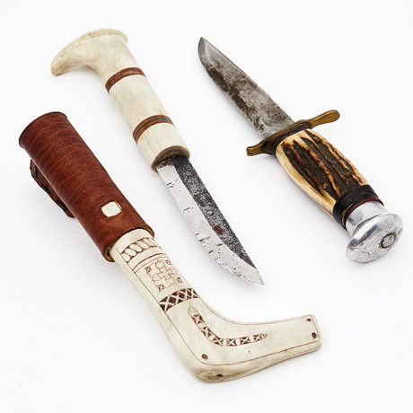 KNIVES, 2 pcs., 1900s, Moorish knife and Sami knife, reindeer horn ...