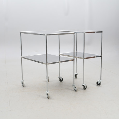 RULLBORD, 2 stycken, rostfria. Möbler - Bord - Auctionet