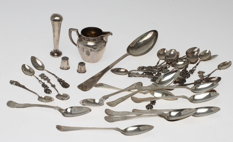PARTI SILVER, 35 delar, mestadels skedar.