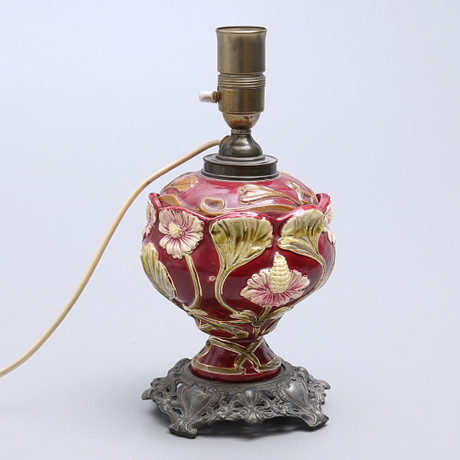 BORDSLAMPA, majolika, elektrisk, 1900-tal. Belysning & Lampor ...