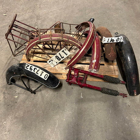 HUSQVARNA/NV, motorcykeldelar, lättviktare, 1900-talets mitt.