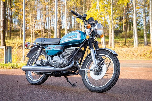 SUZUKI, modell GT 250, 1973, Japan.