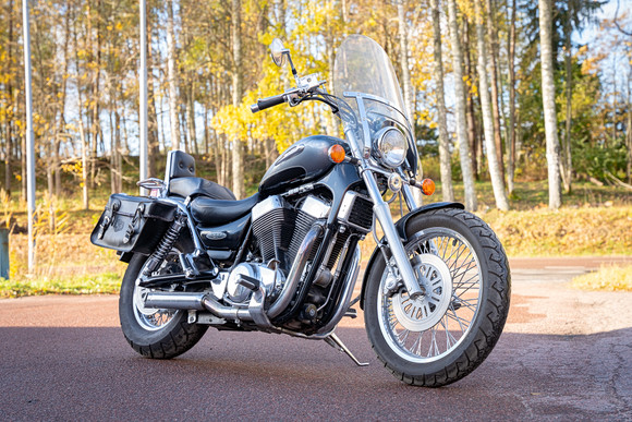 SUZUKI, modell VS 1400 Intruder, 2003, Japan.