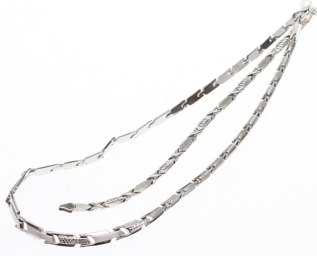 HALSBAND samt ARMBAND.