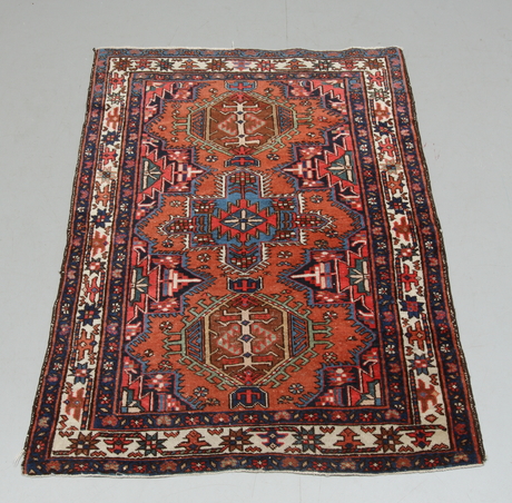 MATTA, orientalisk, ca 133 x 97 cm.