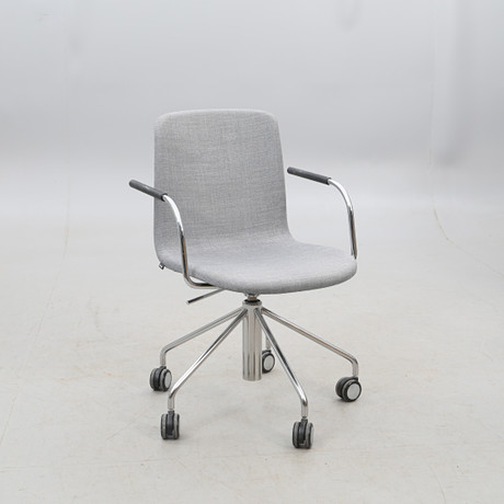 OFFICE CHAIR, labeled Martela. Furniture - Armchairs & Chairs - Auctionet