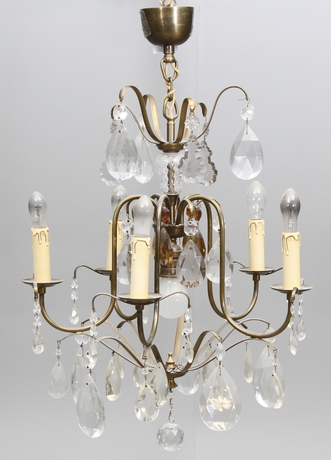 TAKKRONA med prismor, Barockstil 1900-talets mitt.