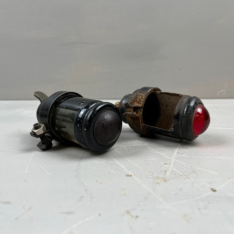 BOSCH och ROBO, baklyktor, 2 st, modell JN5, ca 1930-tal.
