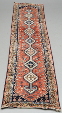 GALLERIMATTA, orientalisk, ca 285x 84 cm.