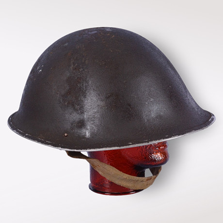 HELMET, England, VK2, dated 1945. Weapons & Militaria - Uniforms ...