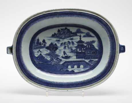 VÄRMEFAT, porslin, Kina, 1700-tal.