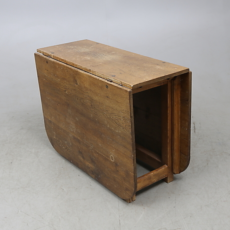 SLAG TABLE, 1800s. Furniture - Tables - Auctionet
